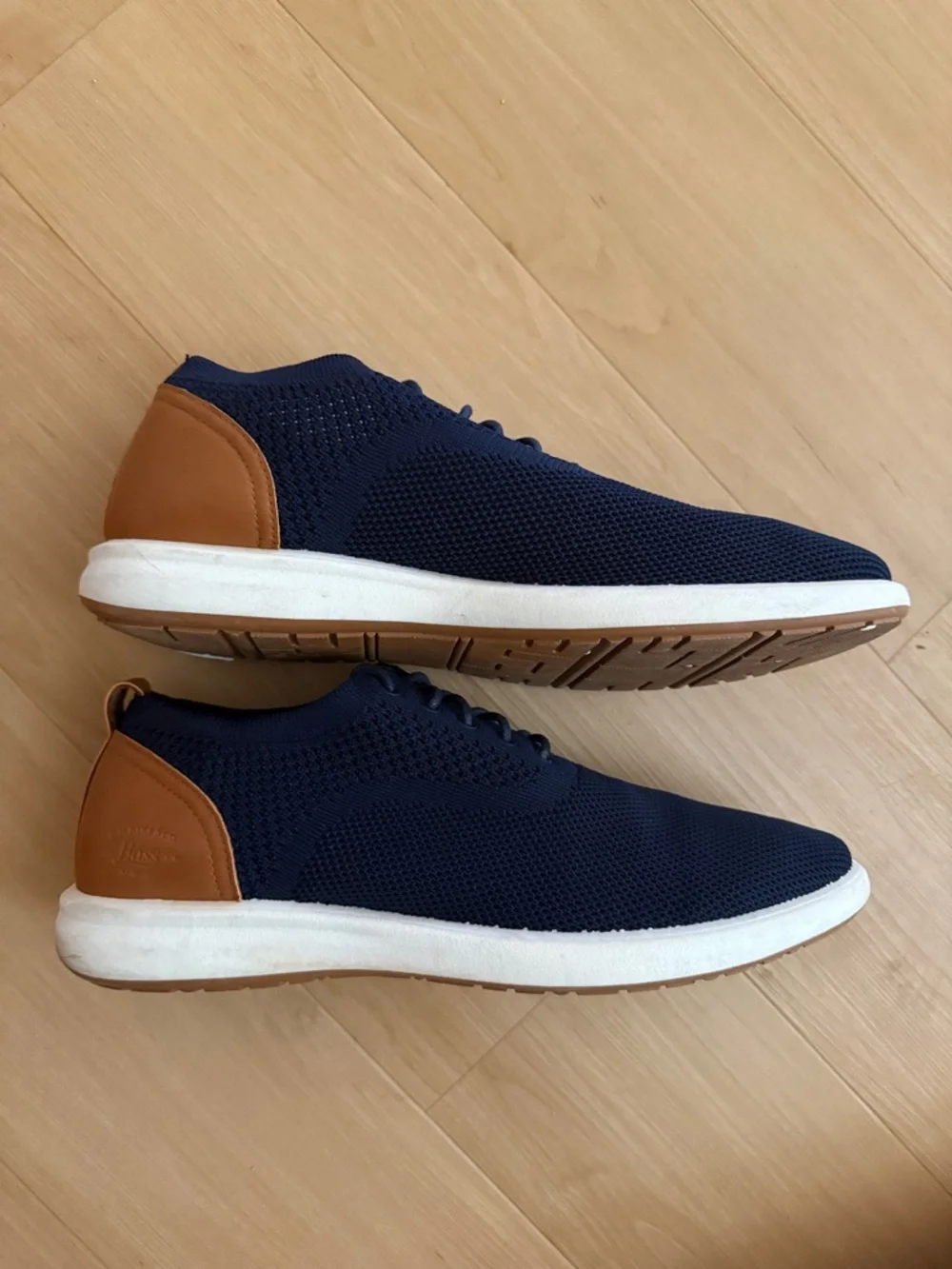 SOPHISTICATED NAVY OXFORD SHOE SPORTY SNEAKER OUTSOLE CASUAL LIGHTWEIGHT SIZE 11